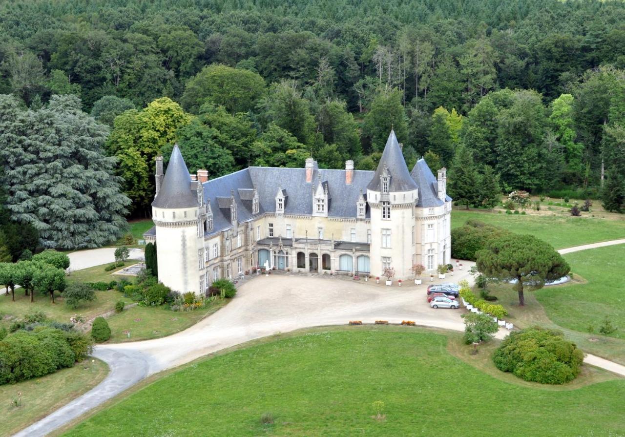 Domaine De Bort Panzió Saint-Priest-Taurion Kültér fotó